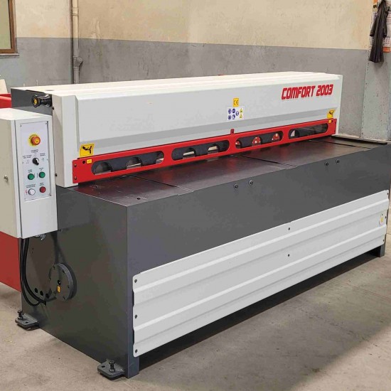 LRGM 2050 x 6mm Rediktörlü LİNDA Machine Marka Giyotin Makas