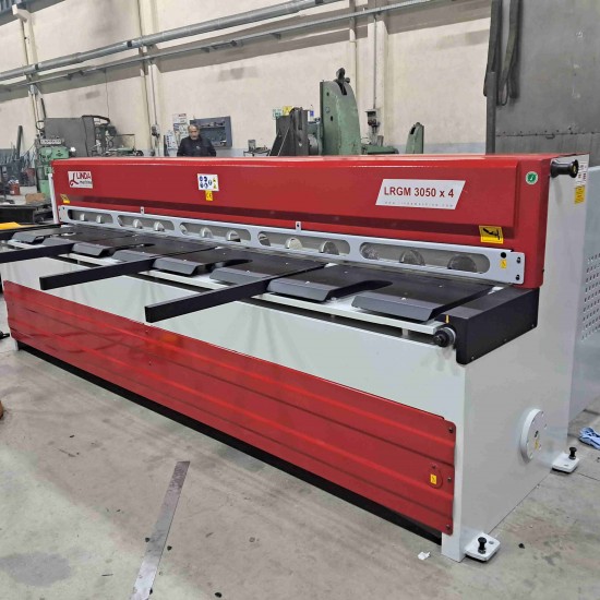 LRGM 3050 x 4mm Linda Machine NC Kontrollü Rediktörlü Giyotin Makas