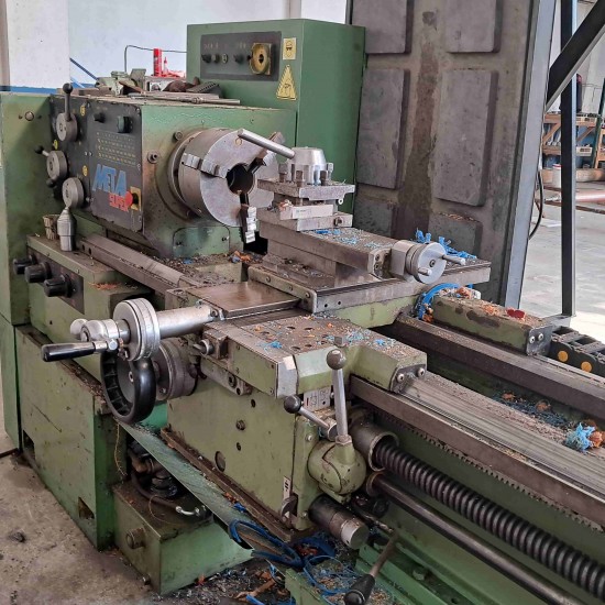 Süper 500 TU 2mt 550 Çap Süpermetal 1991 Model Torna Fener : 65  Araba üstü Çevirme Çapı : 290