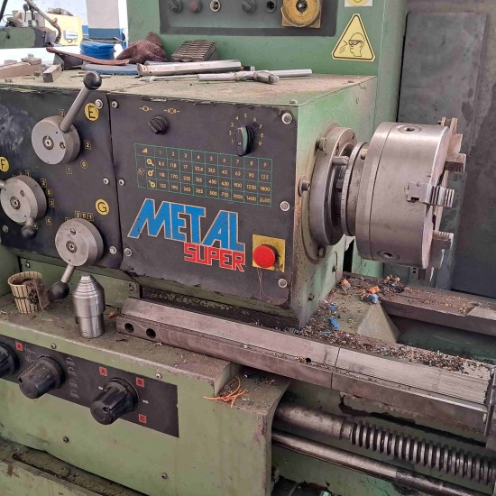 Süper 500 TU 2mt 550 Çap Süpermetal 1991 Model Torna Fener : 65  Araba üstü Çevirme Çapı : 290