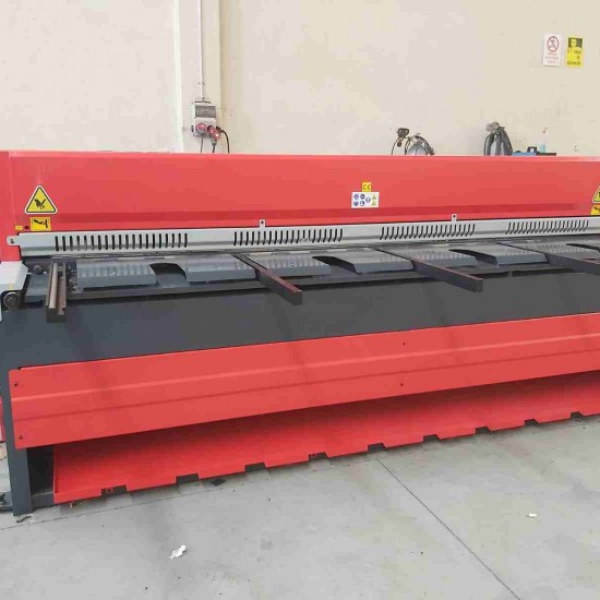 LRGM 3050 x 3,0mm Önden ve Arkadan Düşürmeli Rediktörlü Giyotin Makas - Guillotine Machines
