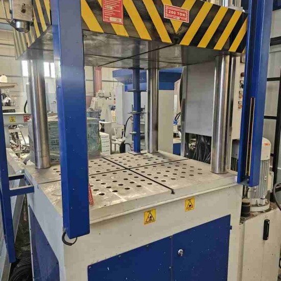 200 Ton Pressan Sutunlu Sıvama Pres  Model Yılı : 2024 