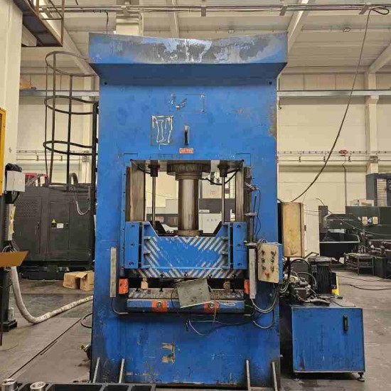 200 Ton Hidroliksan Sıvama Pres   2004 Model  