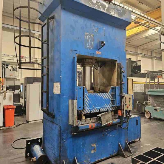 200 Ton Hidroliksan Sıvama Pres   2004 Model  
