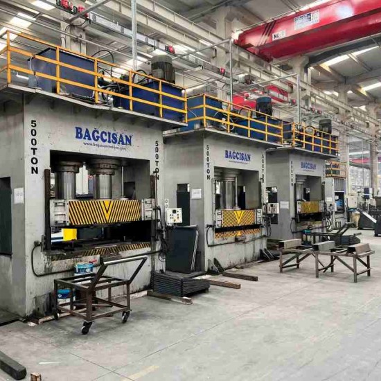 500 Ton Sıvama Pres Bagcısan Marka  Tabla 2100 x1500mm  