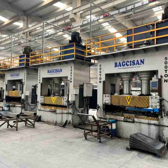 500 Ton Sıvama Pres Bagcısan Marka  Tabla 2100 x1500mm  